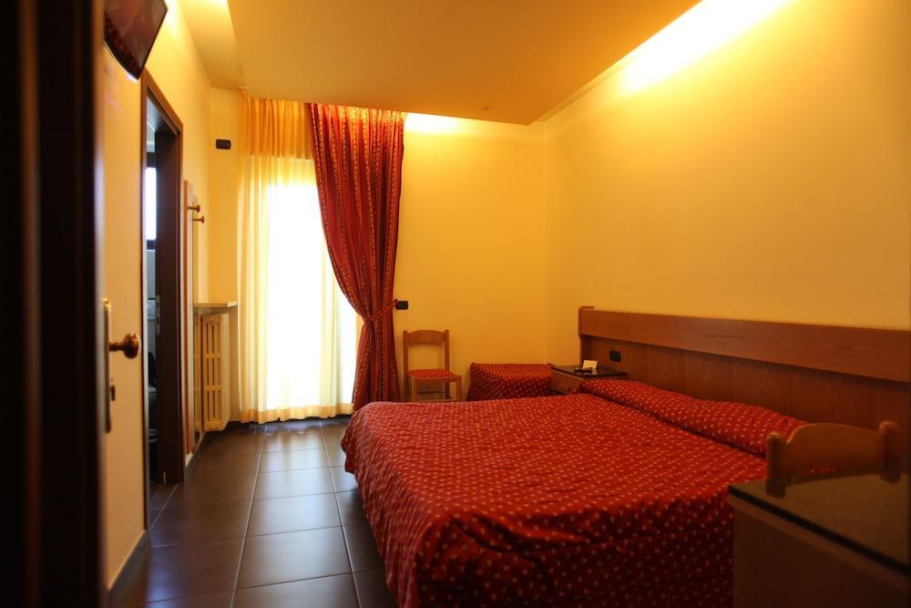 Albergo Ristorante Papa Peschiera del Garda Bagian luar foto