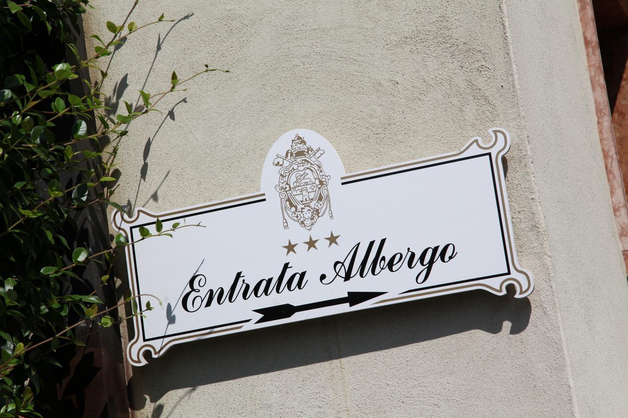 Albergo Ristorante Papa Peschiera del Garda Bagian luar foto