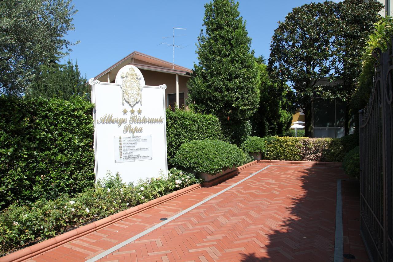 Albergo Ristorante Papa Peschiera del Garda Bagian luar foto
